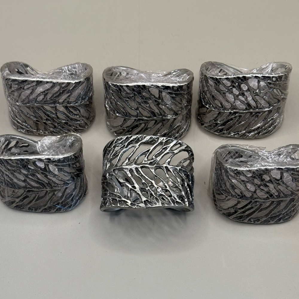 Pewter Textured Napkin Rings Set